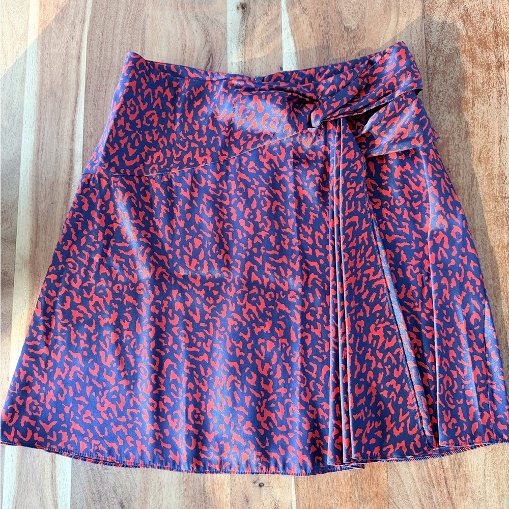Tara Jarmon Navy and Red Printed Skirt